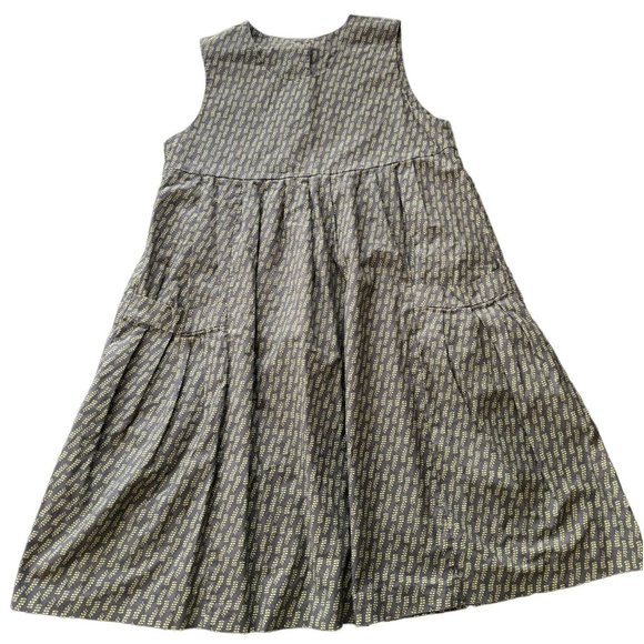 PINTUCK‎ WOMANS DRESS SIZE MEDIUM | B2 - Picture 3 of 8